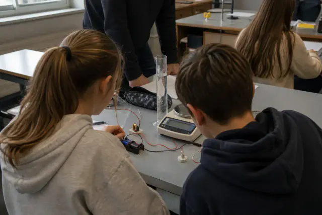La physique-chimie au collège : notions, méthodes et ressources